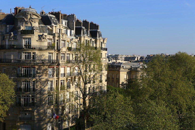 classic apartment buildings in the chic seventh arrondissement of Paris